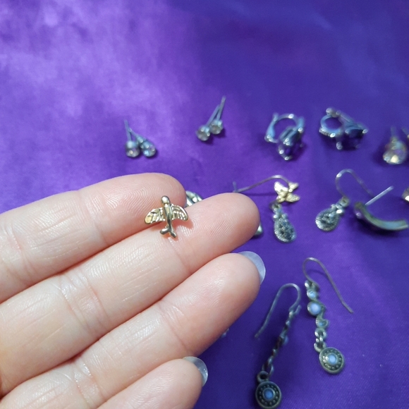 Ten pairs of earrings - Picture 7 of 8